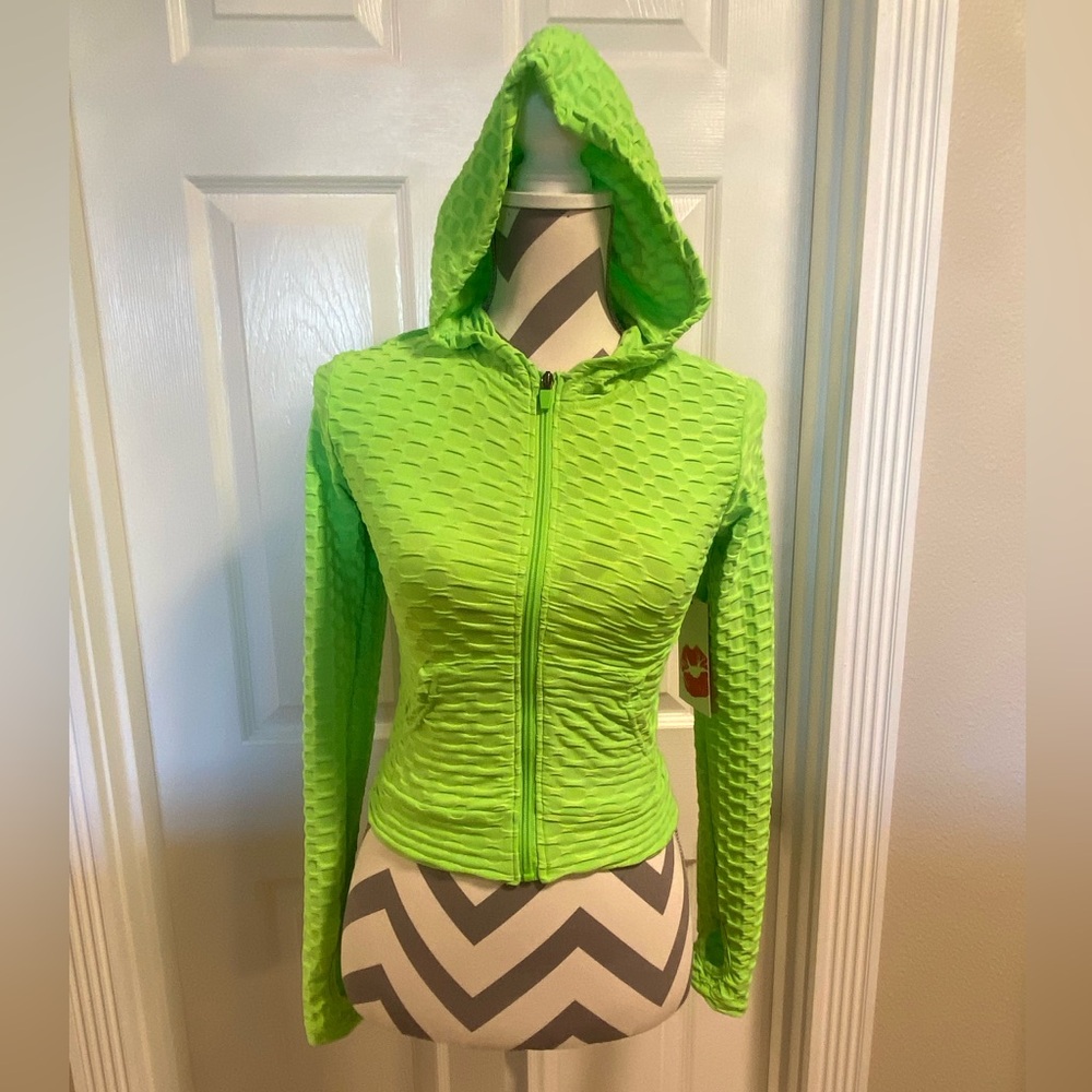 Womens fitted athletic jacket
